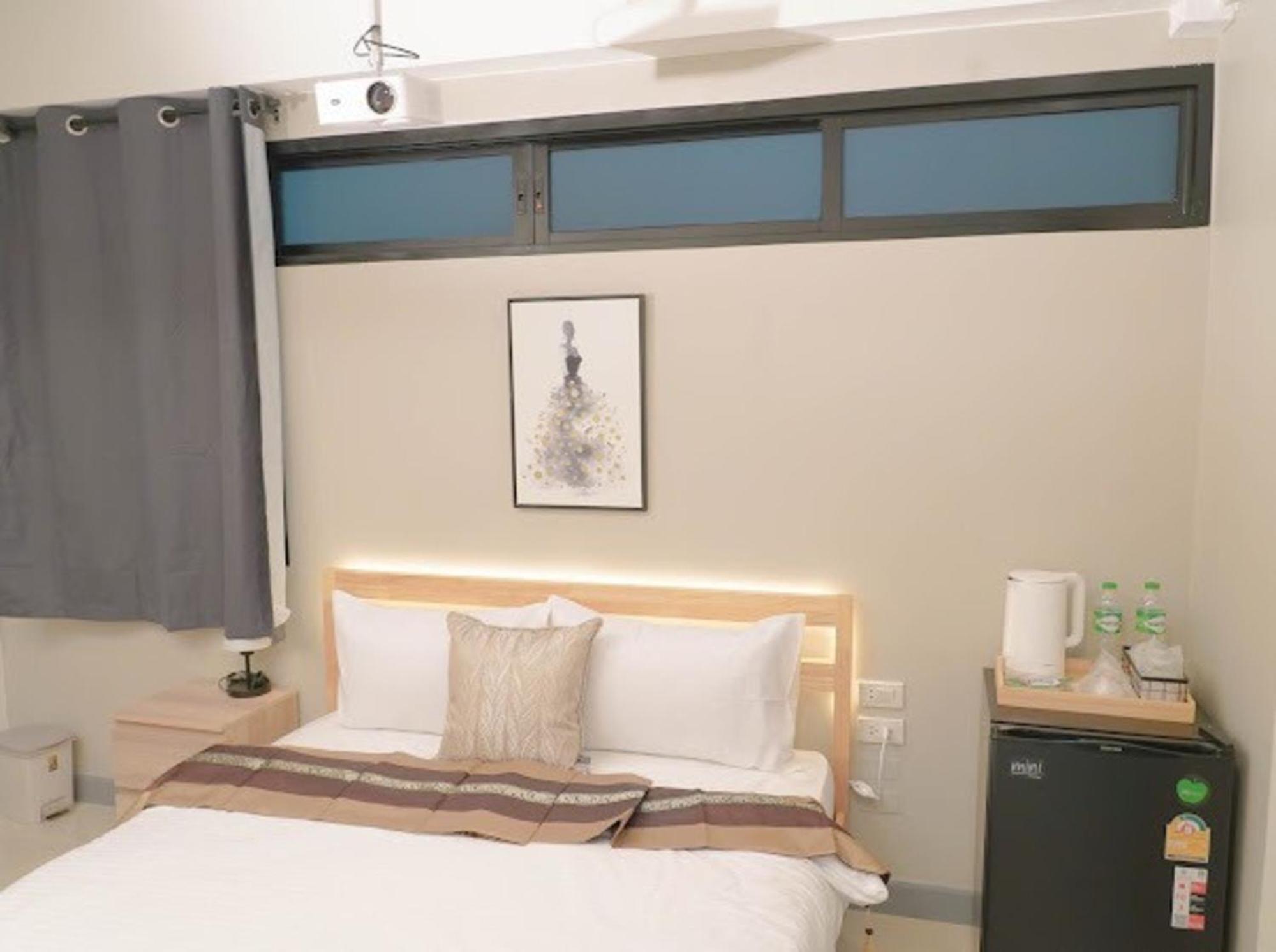 Bnb98 Silom Hotel Bangkok Extérieur photo