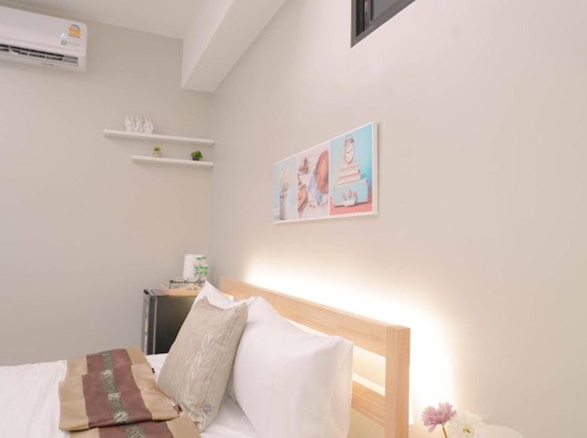 Bnb98 Silom Hotel Bangkok Extérieur photo