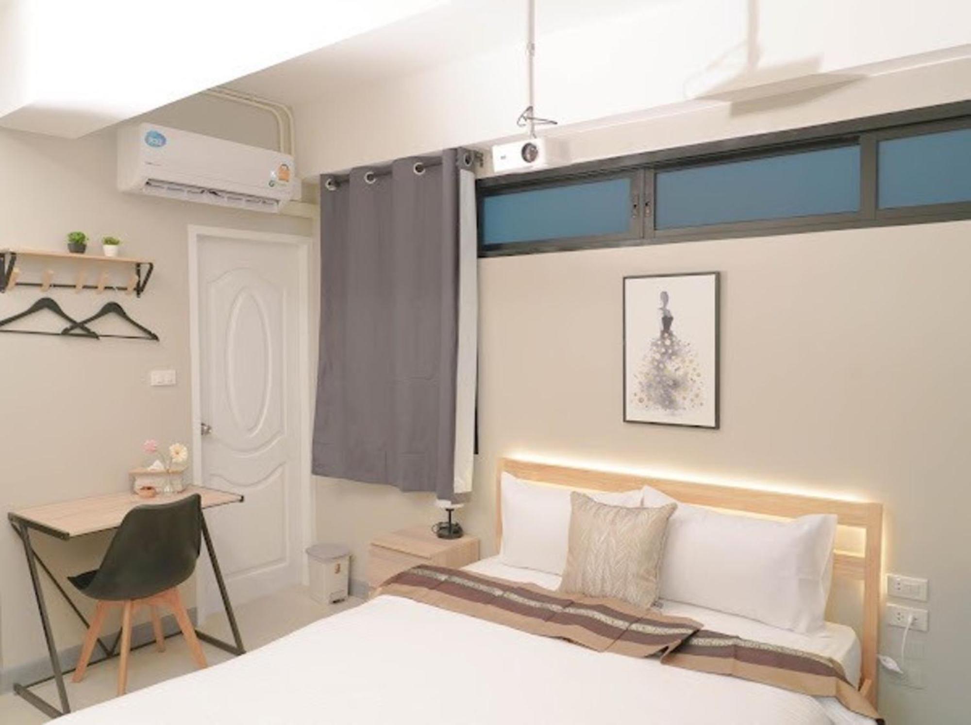 Bnb98 Silom Hotel Bangkok Extérieur photo