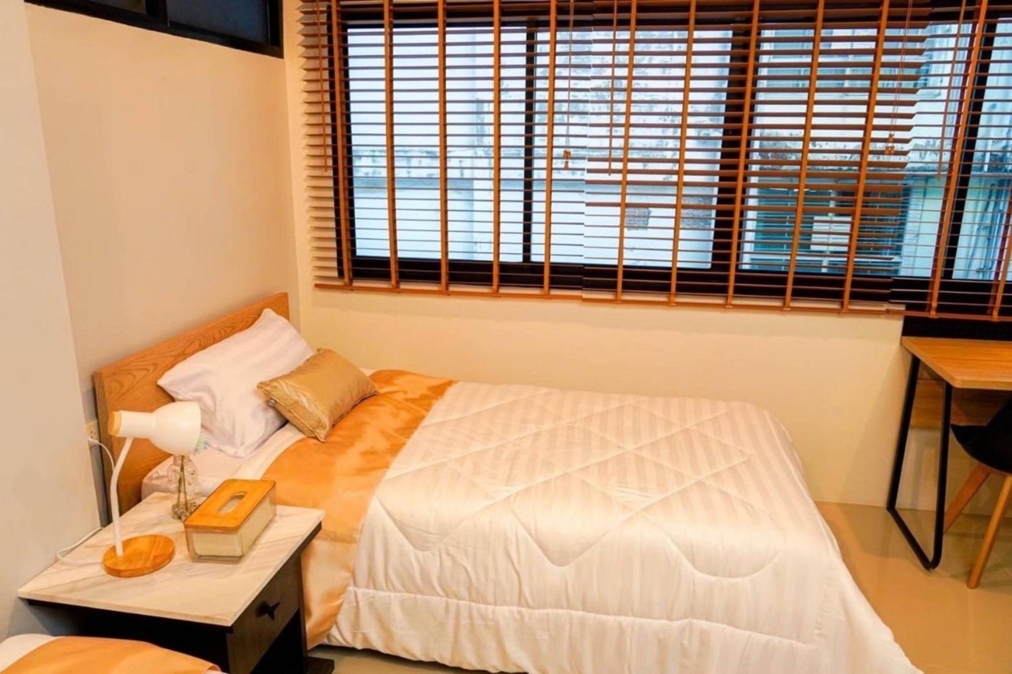 Bnb98 Silom Hotel Bangkok Extérieur photo